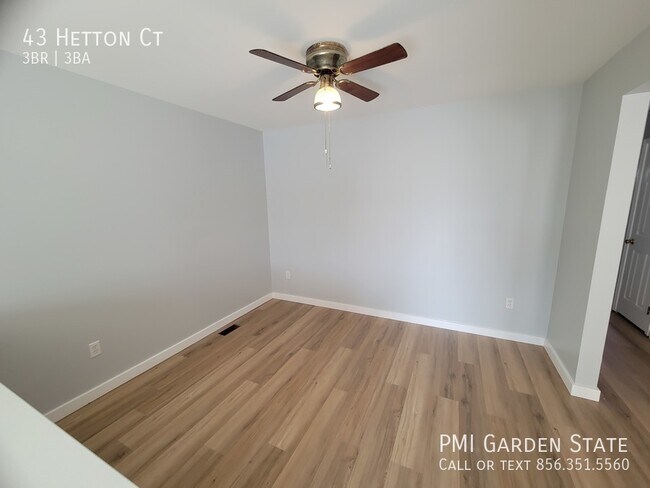 Building Photo - For Rent 3 bedrooms 2.5 bathroom $2500/mo