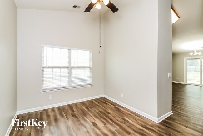 Foto del edificio - 127 Grandview Cir