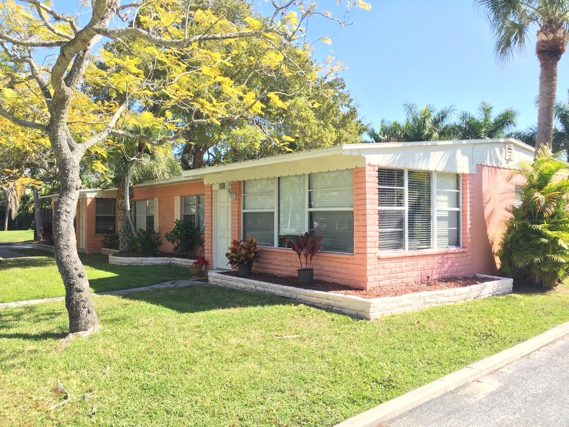 305307 Colonia Ln W, Nokomis, FL 34275 Apartments in Nokomis, FL