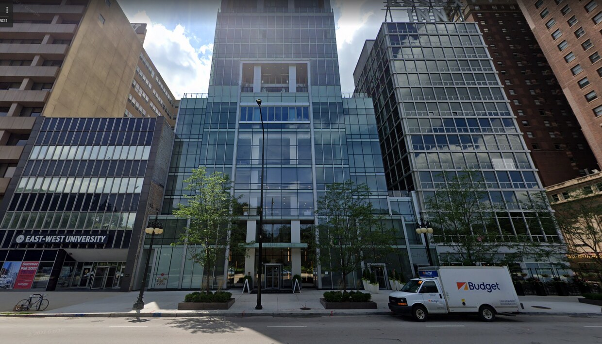 Primary Photo - 816 S Michigan Ave