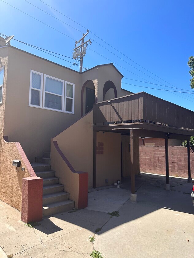 Foto principal - 1823 Maine Ave