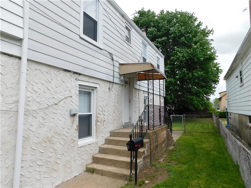 132 Saude Ave Unit B, Essington, PA 19029 Room for Rent in Essington