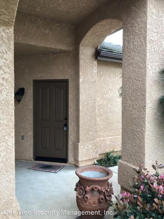 Foto del edificio - 4 br, 3 bath House - 2953 E. Revere Road