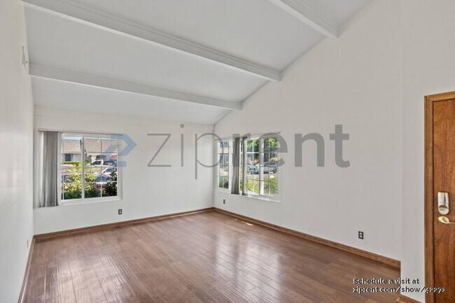 Foto del edificio - 3708 Dundale Dr