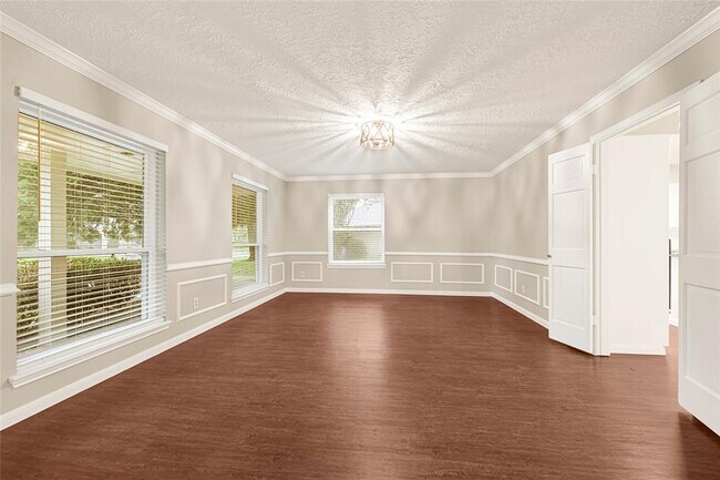 Foto del edificio - 1714 Quarterpath Dr