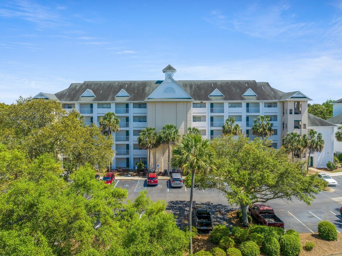 Primary Photo - Ground Floor condo at the Florida Club!!