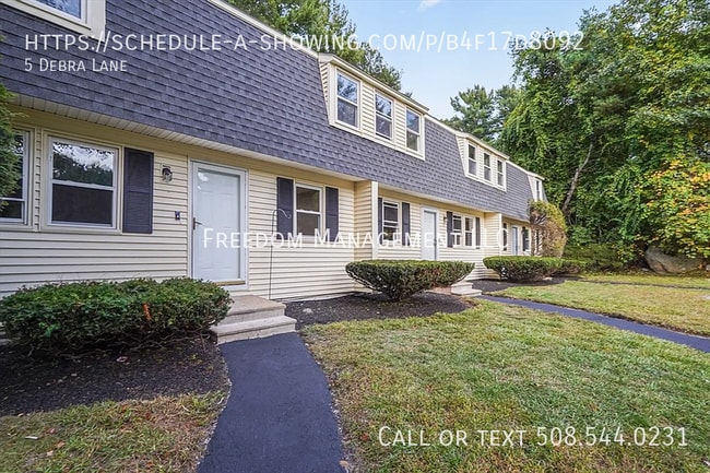 Building Photo - 5 Debra Ln