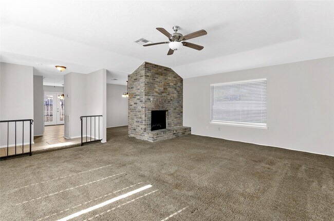 Building Photo - 442 N Compass Rose Cir