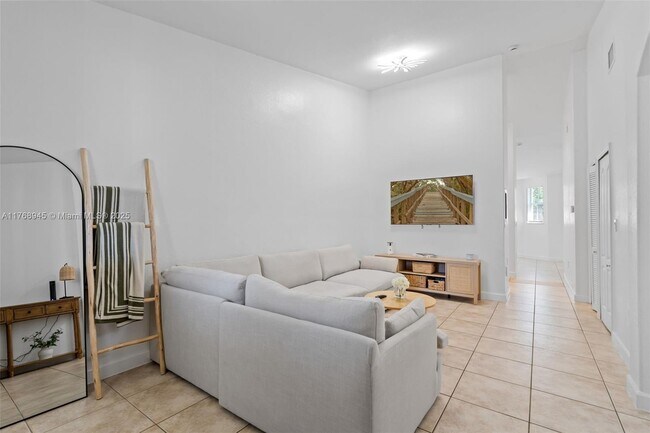 Foto del edificio - 2731 SE 17th Ave
