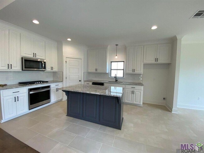 Foto del edificio - 30156 Sanctuary Blvd