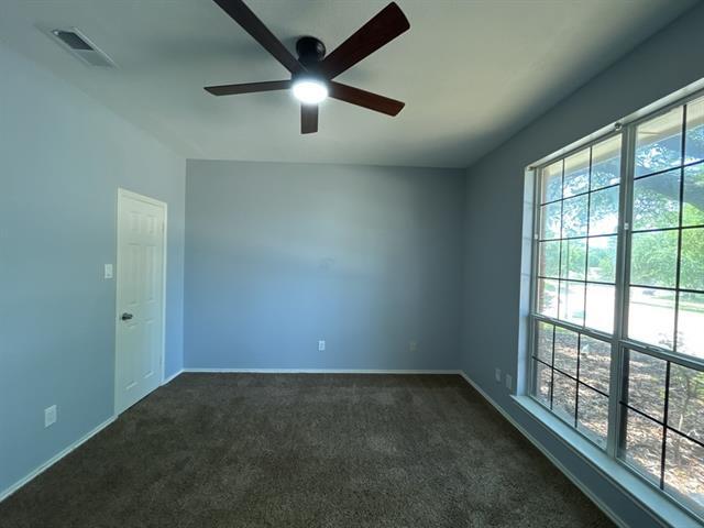 Building Photo - 818 Summit Dr