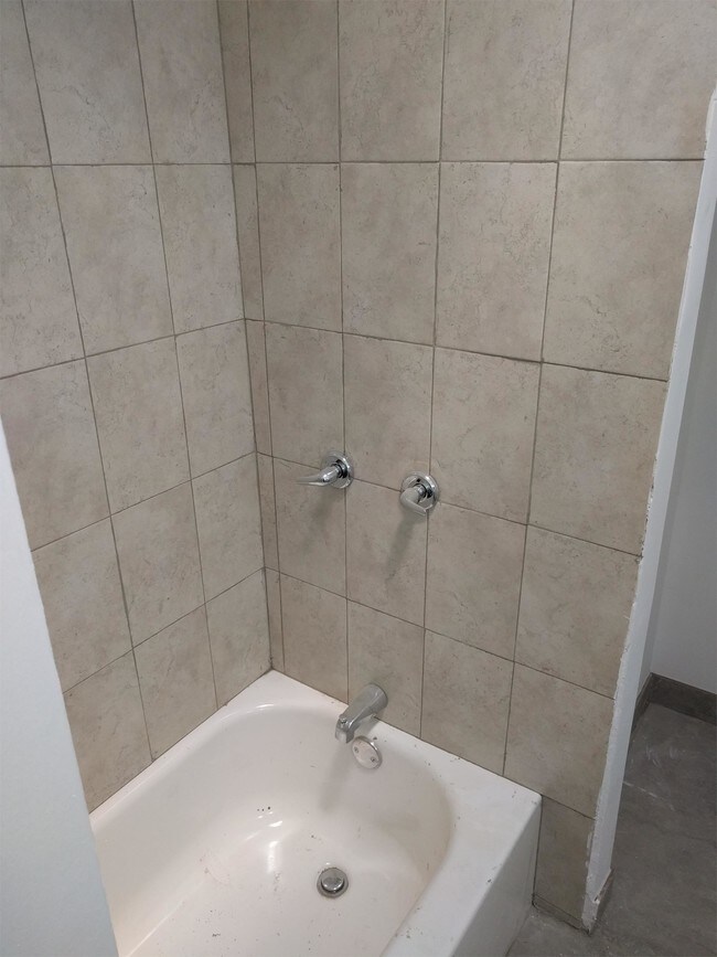 Foto del edificio - 1638 W Cheltenham Ave