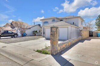 Building Photo - 10400 Valle Koki Dr