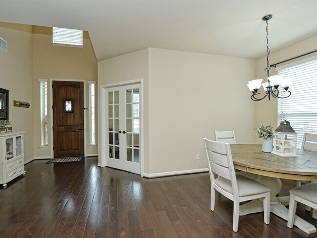 Building Photo - Spacious Parkside at Mayfield Ranch Lease!