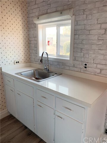 Foto principal - 6301 Hawarden Dr