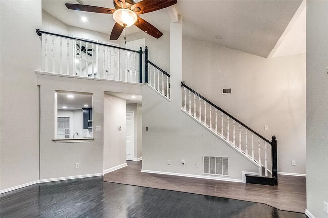 Foto del edificio - 2113 Spring Mills Rd