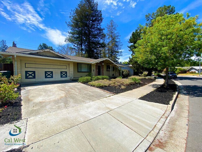 Building Photo - $3995-3 Bed 2 Bath Cupertino Home with lar...