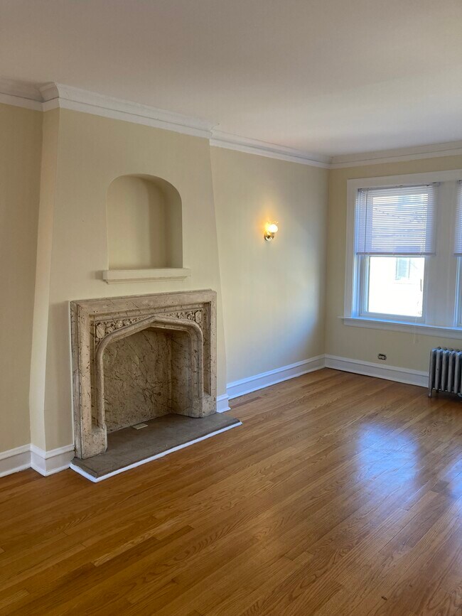 Foto del edificio - 6440 N Troy St
