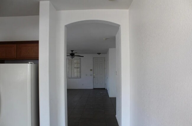 Foto del edificio - 1606 W St Catherine Ave