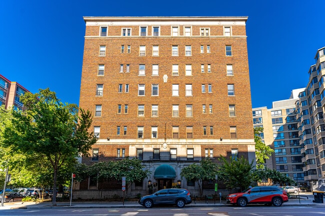Building Photo - 1133 13th St NW