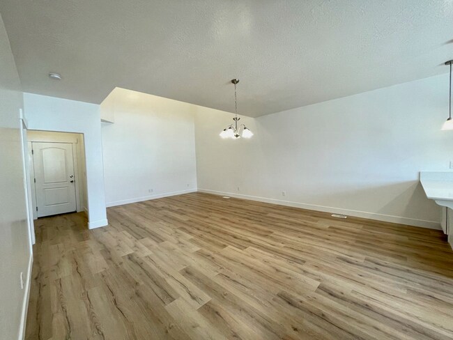 Foto del edificio - 3990 W 1530 N