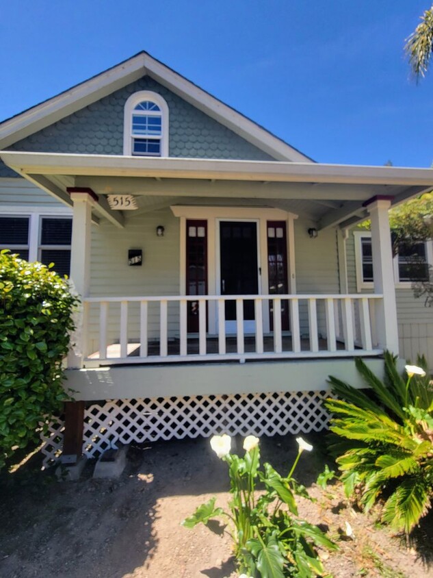 Foto principal - Spacious 5BR Home in Petaluma