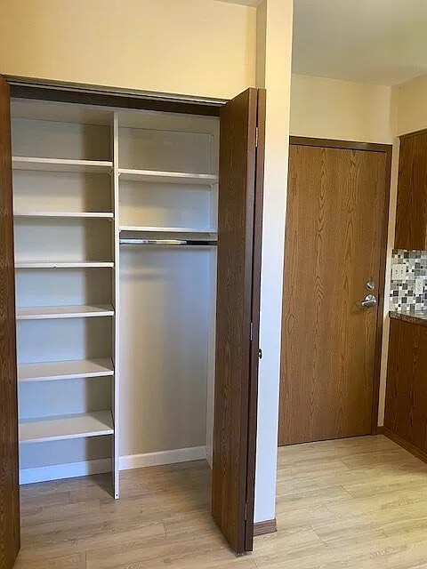 Pantry/Front Door - 106 N Walnut St