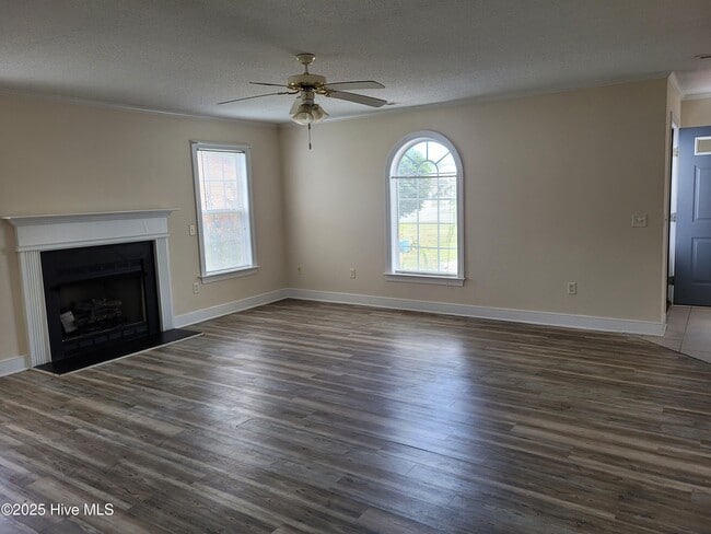 Building Photo - 3032 Edward Ct