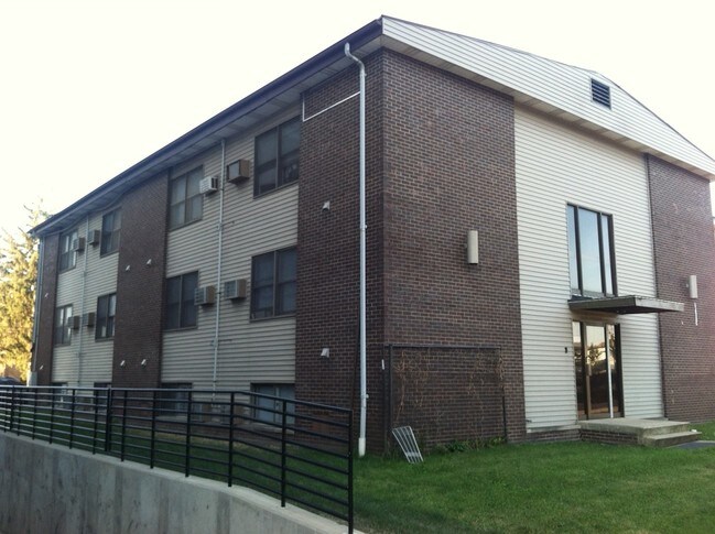 Foto del edificio - 57 E Healey St