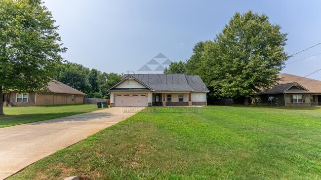 Building Photo - 13 Wheatland Way