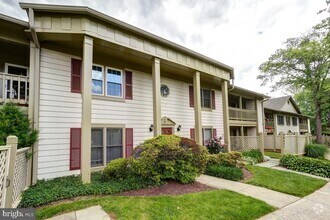 Building Photo - 20649 Shadyside Way