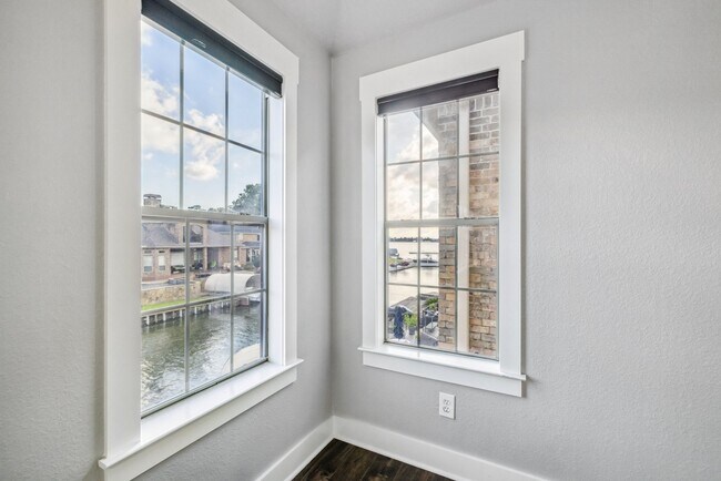 Foto del edificio - 12336 Pebble View Dr