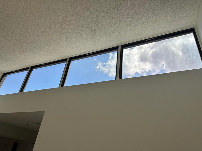 Foto del edificio - 2671 Boundbrook Blvd