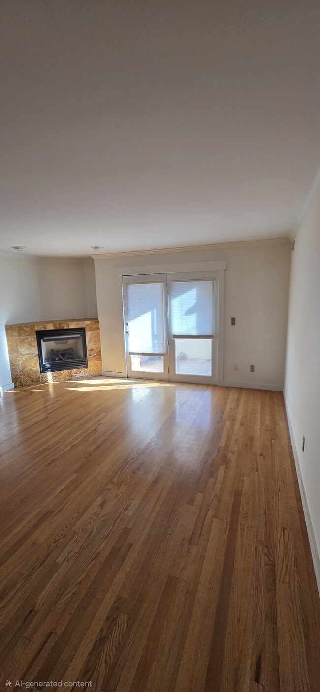 Living room - 1472 Albion St