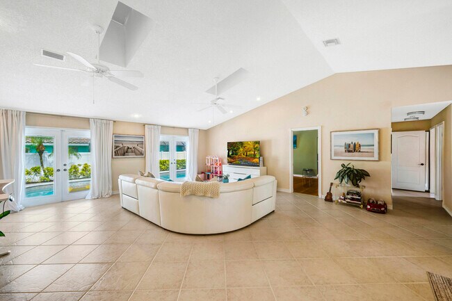 Foto del edificio - 7661 W Country Club Blvd