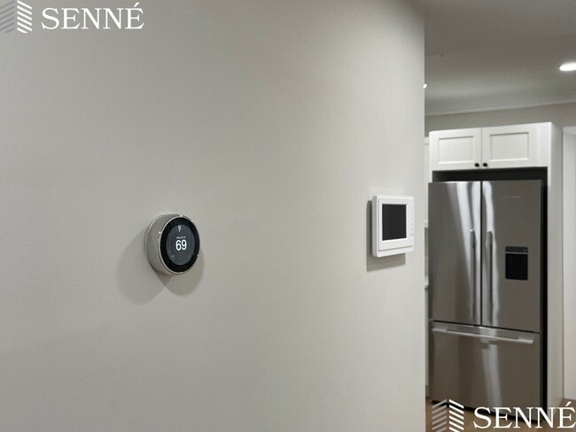 Building Photo - 12 Lopez St