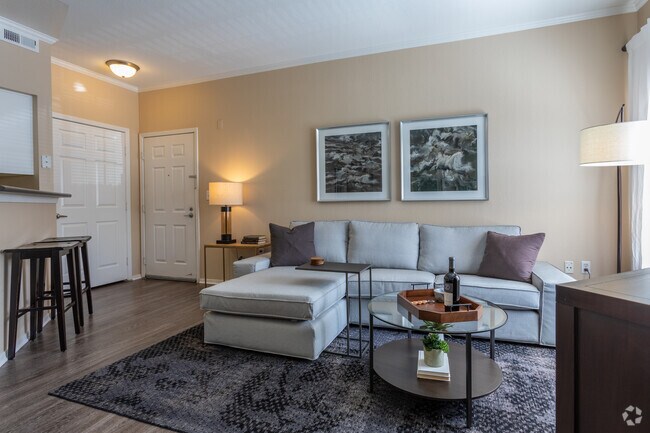 1BR, 1BA - A1 West - IMT Cherry Creek