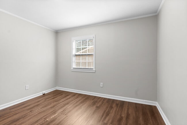 Foto del edificio - 1380 Plaza Ave SW
