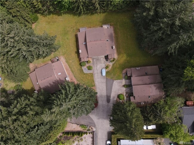 Foto del edificio - 17215 Gravenstein Rd