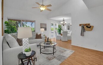 Building Photo - 150 Sharene Ln