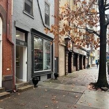 Building Photo - 308 N 2nd St