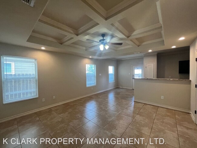 Building Photo - 3 br, 2.5 bath House - 7117 MICAYLA COVE #101