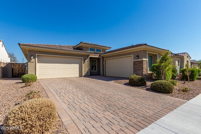 Building Photo - 28389 N 131st Dr