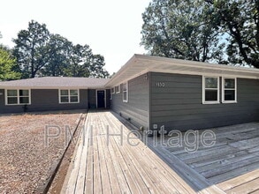 Building Photo - 1139 N Sunset Dr