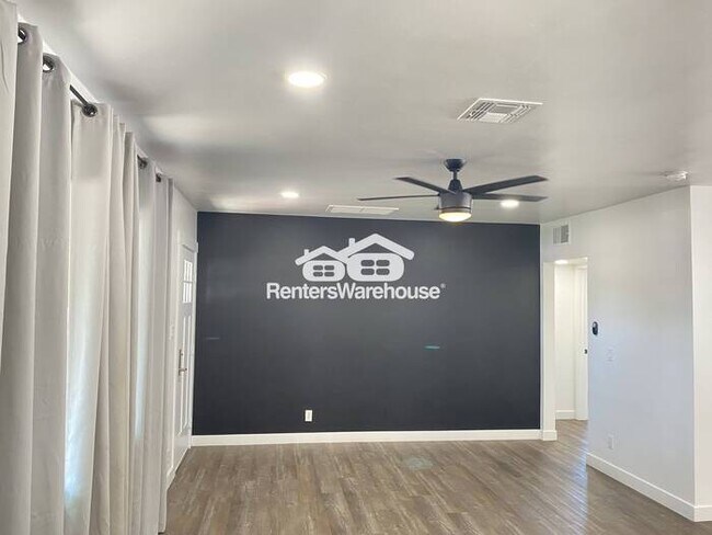 Foto del edificio - 3 bedroom 2 bath, Beautifully Renovated Single Story home in a Cul-de-sac. Starting at $2,400