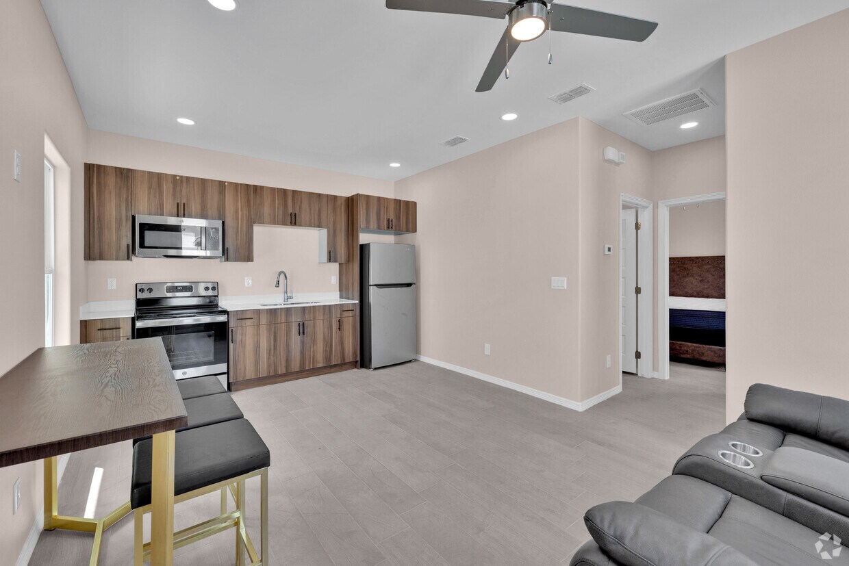 Woodland Estates Apartments in Edinburg, TX