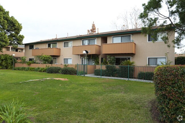 Renaissance Villas Apartments San Marcos, CA