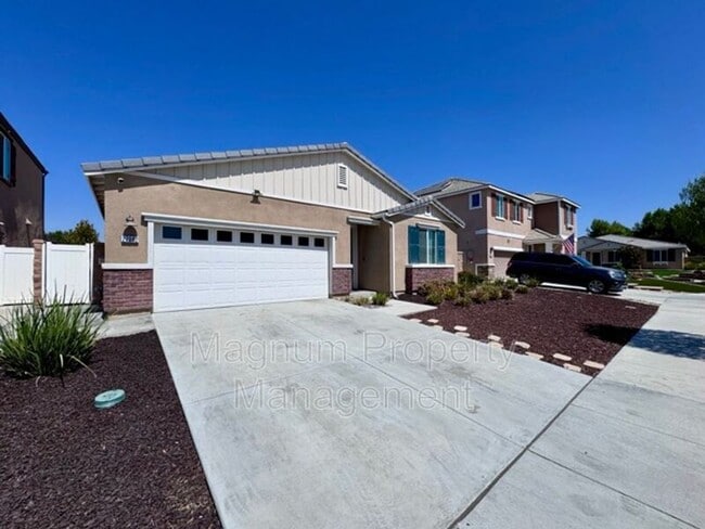 Building Photo - 27082 Nolana Wy