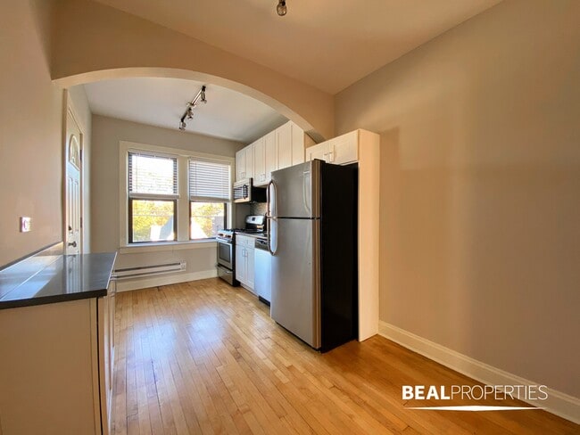 Photo - 2321 N Rockwell St Apartment