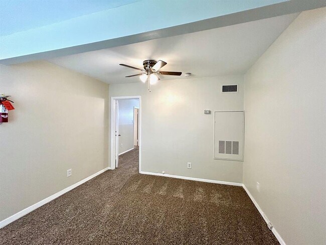 Foto del edificio - 5415 Scott St